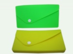 2013流行硅胶钱包，硅胶文具包，硅胶果冻包，手拿包